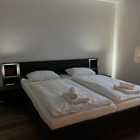 Lägenhet In By Iq *